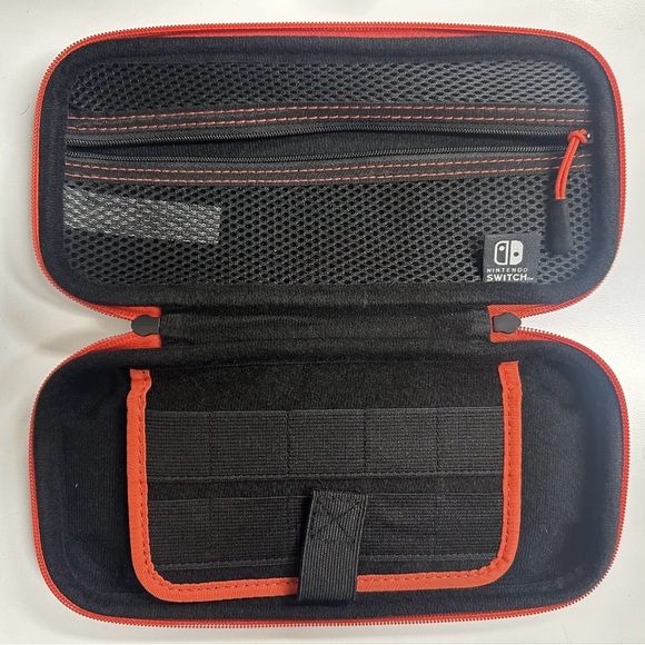 Nintendo Switch Protection Kit- OLED Model - Picture 3 of 9